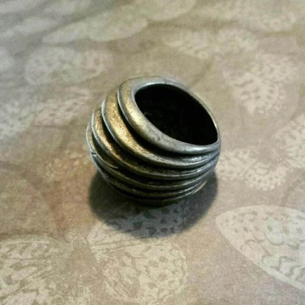 Antiqued Silver Tone Leveled Boulder Ring …